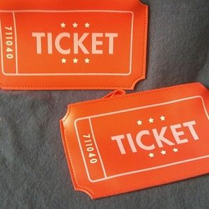 2 Ticket Makeup Bags